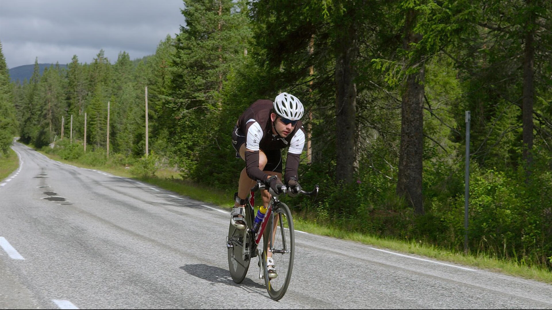 _野外探索与追逐：勇者的荒野旅行_，荒野探险之旅
