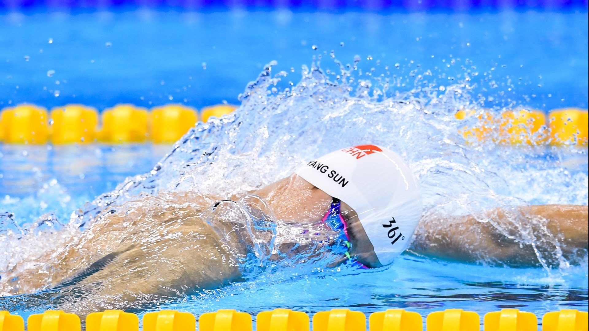 “未来科技：碳中和赛车点燃速度新革命”，碳中和万亿赛道